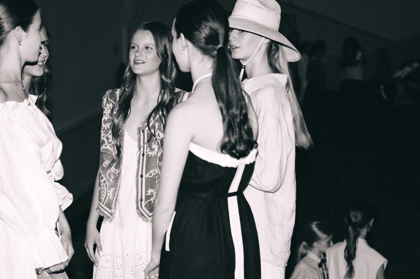 PALANGA CAMP FASHION SHOW BACKSTAGE